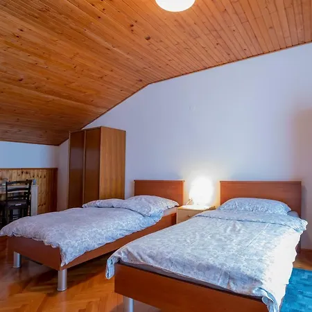 Duplex Lucia